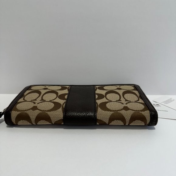NWT _COACH Leather and Signature Coated Canvas Zip Around Wallet; Khaki/Mahogany - Picture 3 of 6